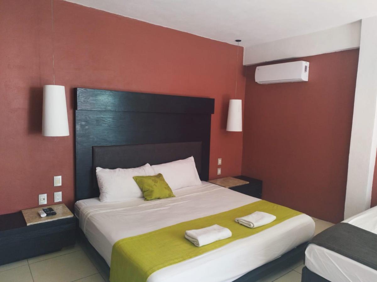 The Blvd Hotel - 5Th Ave 신데 델 카르멘 외부 사진